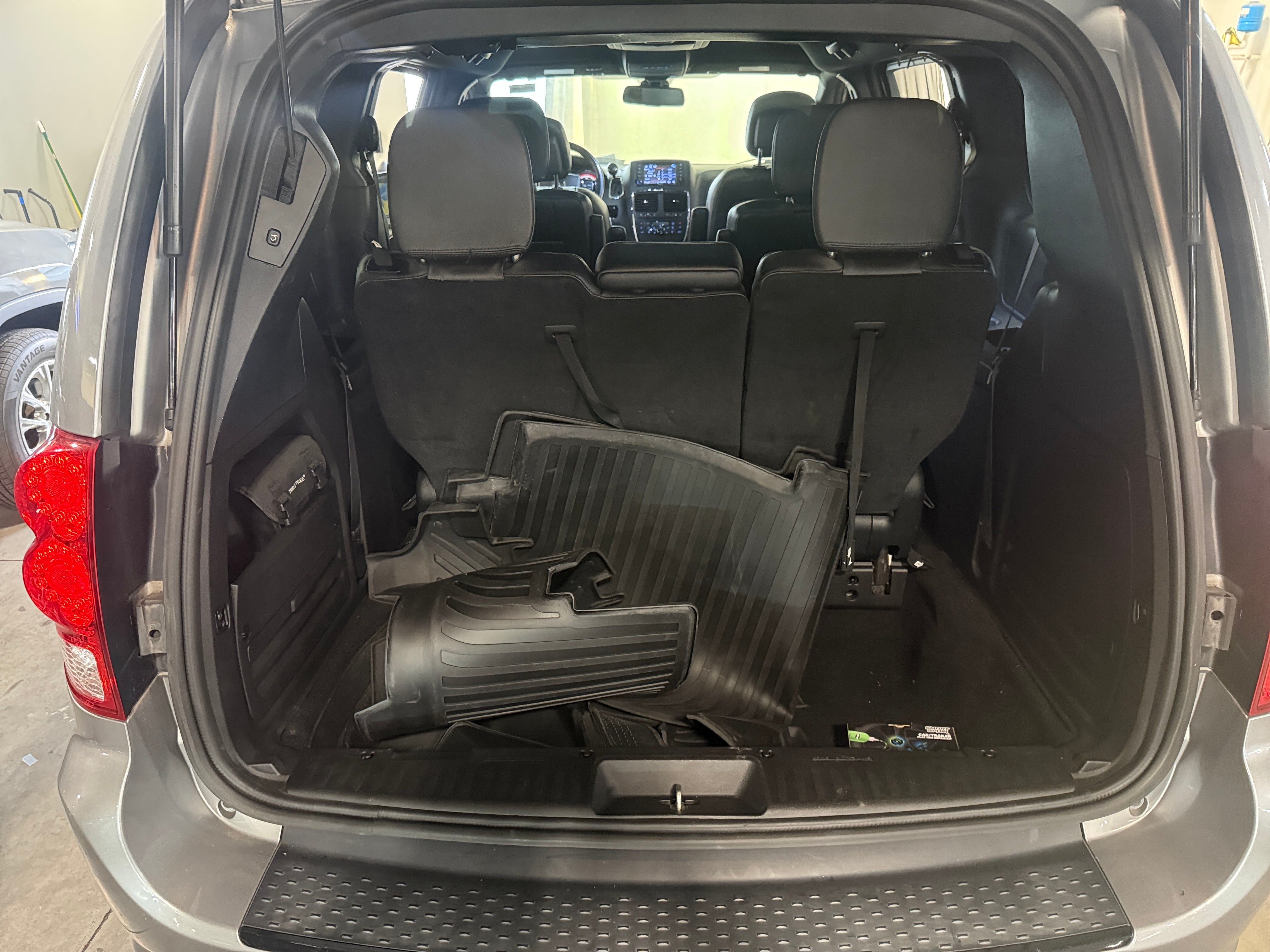 dodge grand caravan 2019 2C4RDGCG5KR777571 image dodge grand caravan 2019 2C4RDGCG5KR777571 image